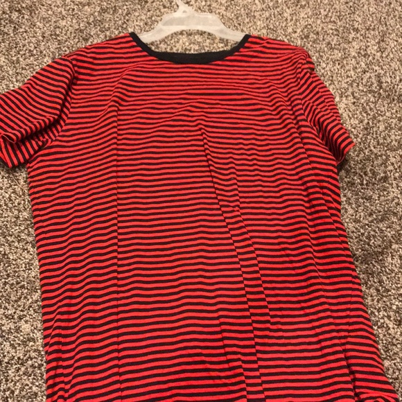 shirt - Picture 1 of 2